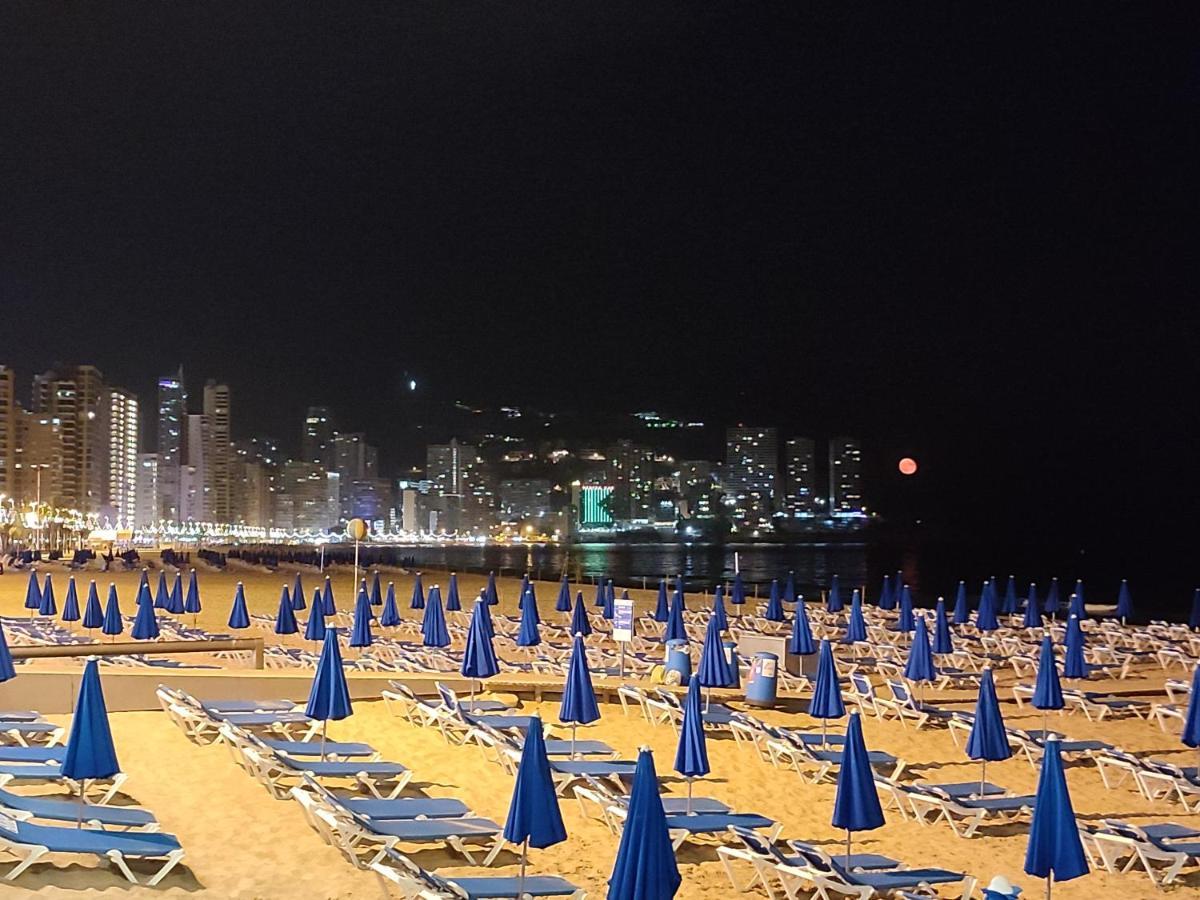 Junto Playa Levante Con Terraza Chill-Out-2 Wcs-A Estrenar Gemelos 23 Benidorm Exterior photo